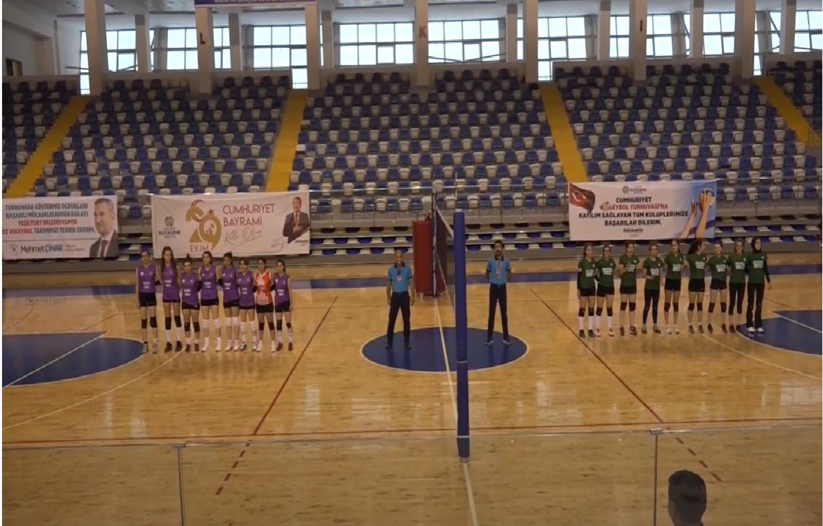Yeşilyurt Belediyespor Bayan Voleybol Takımımız Cumhuriyet Kupası Şampiyonu Oldu.