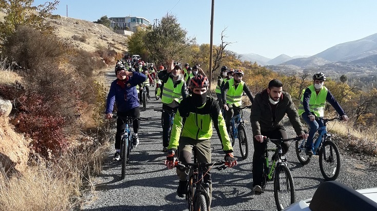 40 bisikletçi Çırmıhtı'nın eşsiz güzelliklerinde pedal çevirdi.